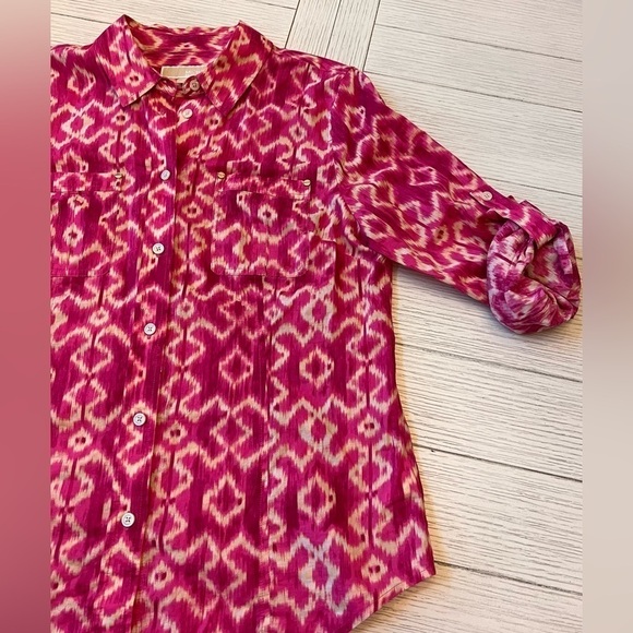 Michael Kors watercolors pink & tan button down shirt w/ free pink tank. Size L - Picture 4 of 10